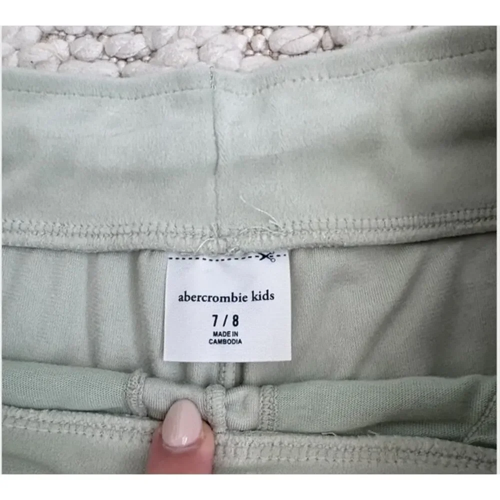 NWOT Abercrombie & Fitch Girls Y2K Green Velour Sweatpants Size 7/8